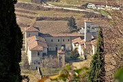 35 Zoom sul Monastero di Astino